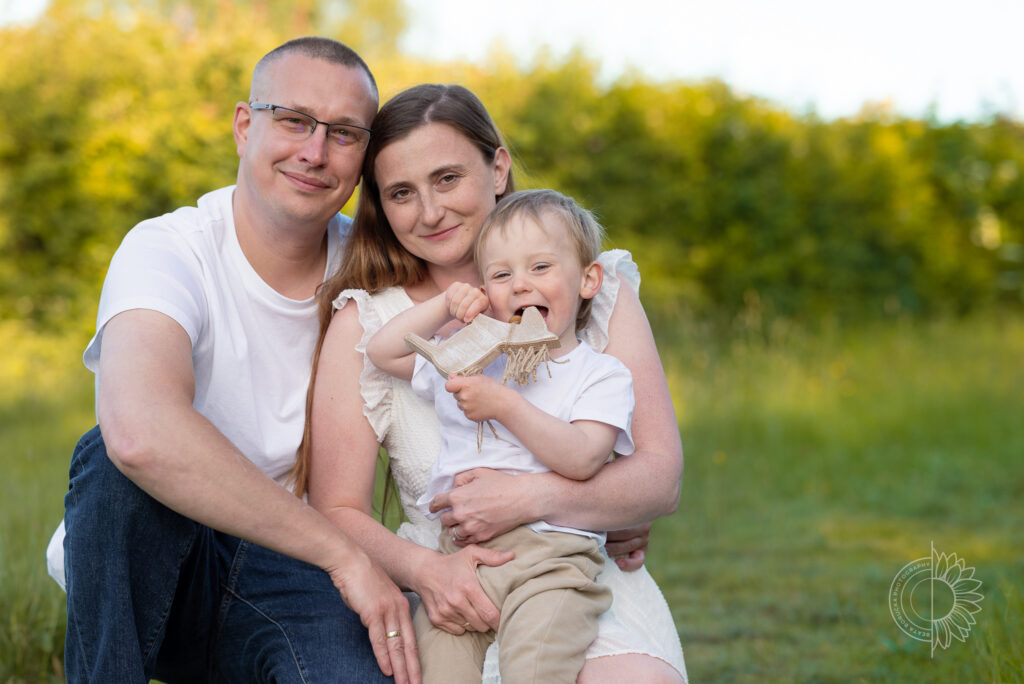 A NATURAL FAMIY SESSION