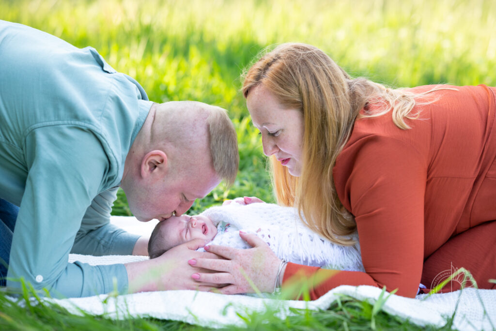 A NATURAL FAMIY SESSION-12